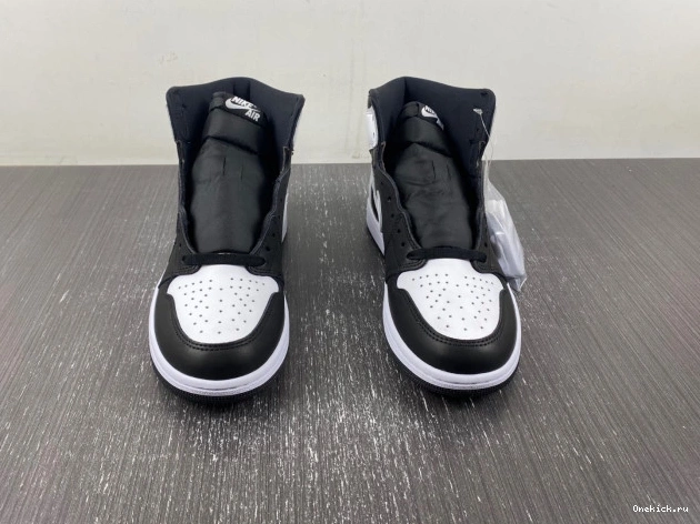 One Kick Air OG High 1 Jordan DZ5485-010 Panda Reverse 0808